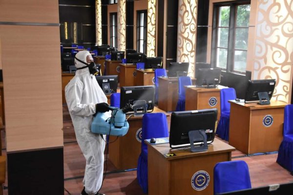Disinfektan Di Sekolah